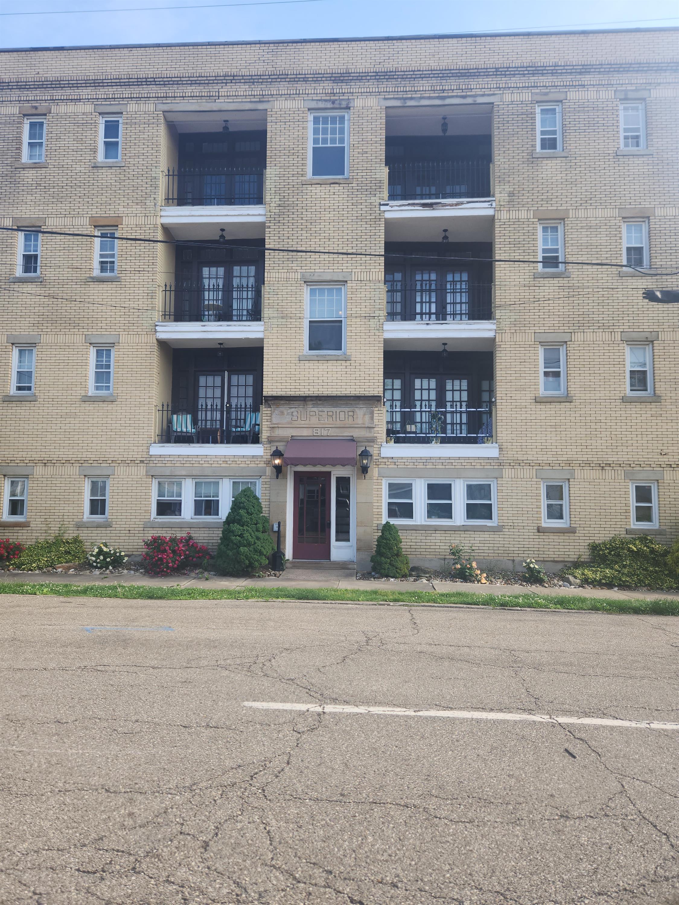 817 5th Street Northwest