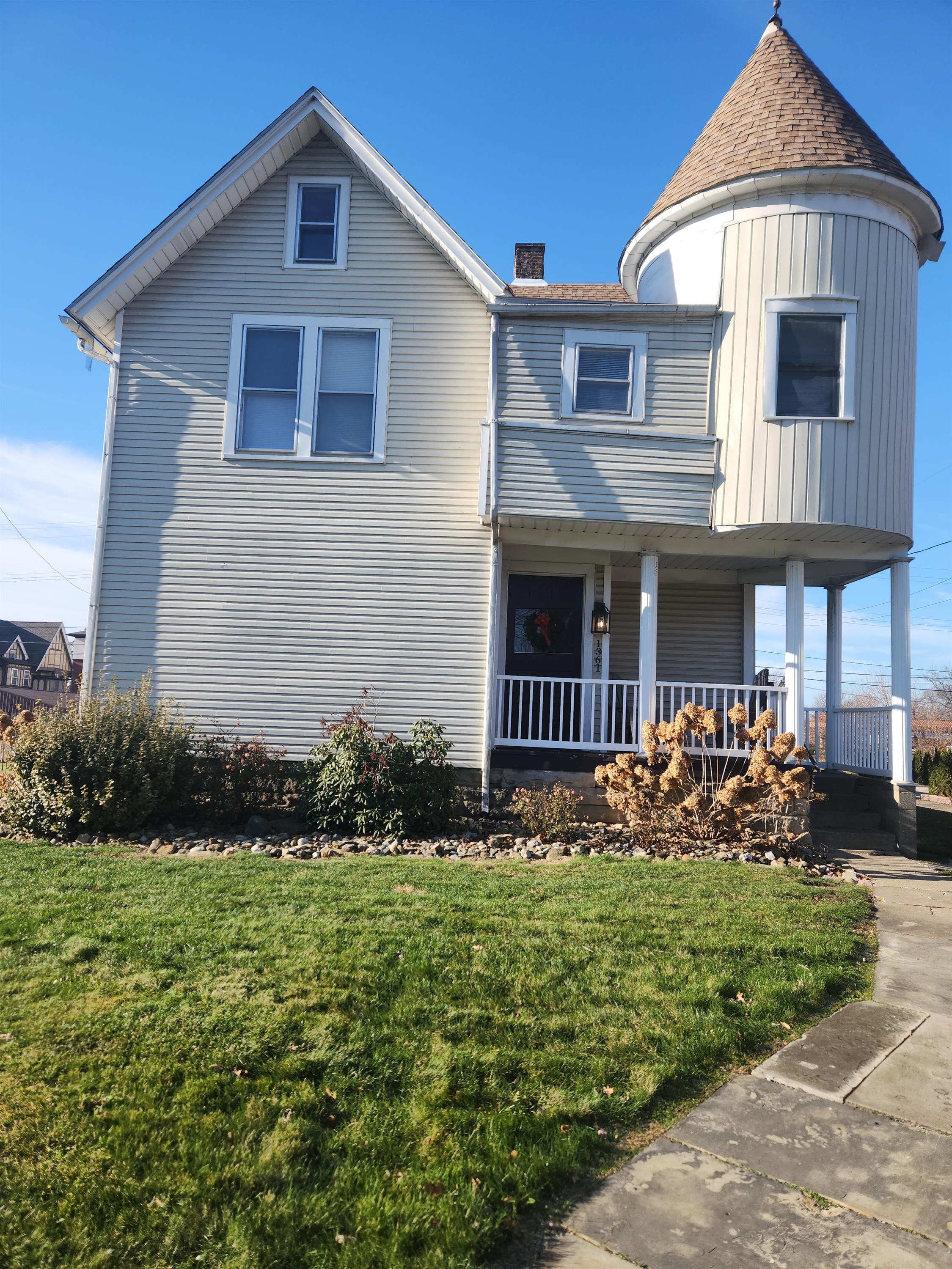 1361 Woodland Ave NW #5