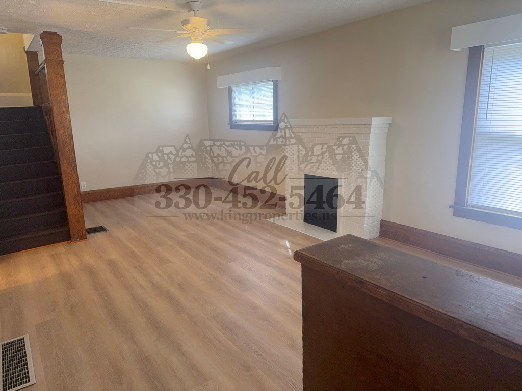520 Broad Ave NW